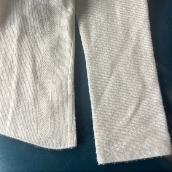 Vince 100% Cashmere Pullover Sweater - Picture 4 of 5